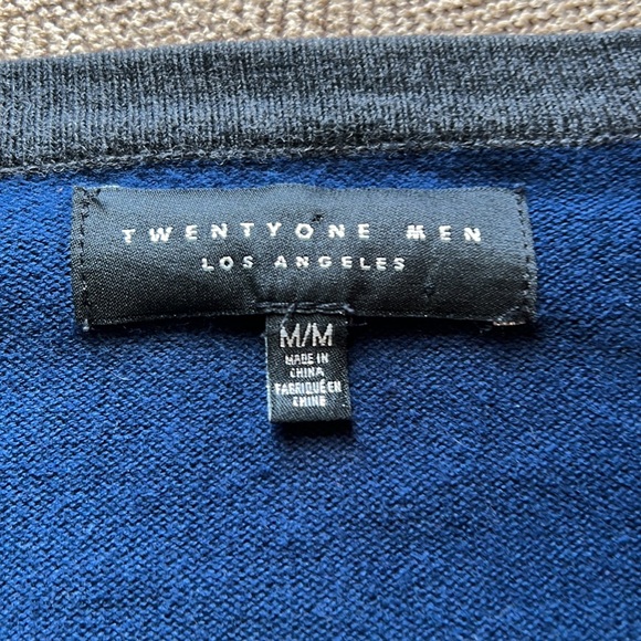 Forever 21 Twenty One Men Los Angeles cardigan men’s sz M - Picture 2 of 6
